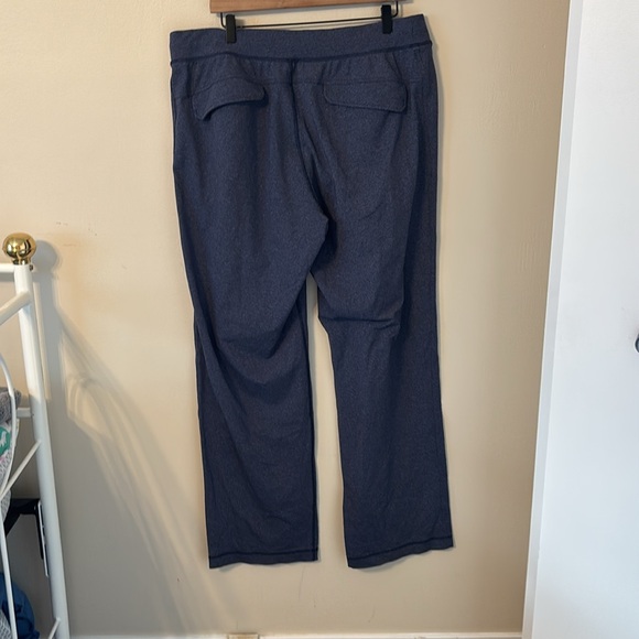 Lululemon Straight Leg Lounge Pants - Picture 6 of 8